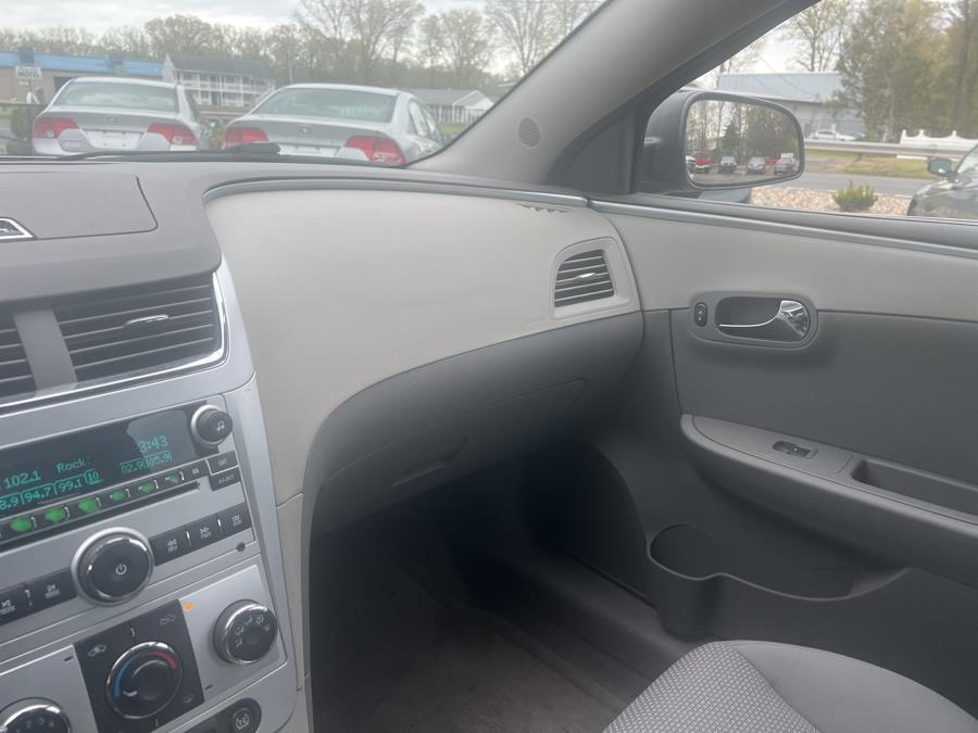 2010 Chevrolet Malibu 4dr Sdn LS w/1LS, available for sale in South Windsor , Connecticut | Ful-line Auto LLC. South Windsor , Connecticut 2010 Chevrolet Malibu 4dr Sdn LS w/1LS, available for sale in South Windsor , Connecticut | Ful-line Auto LLC. South Windsor , Connecticut