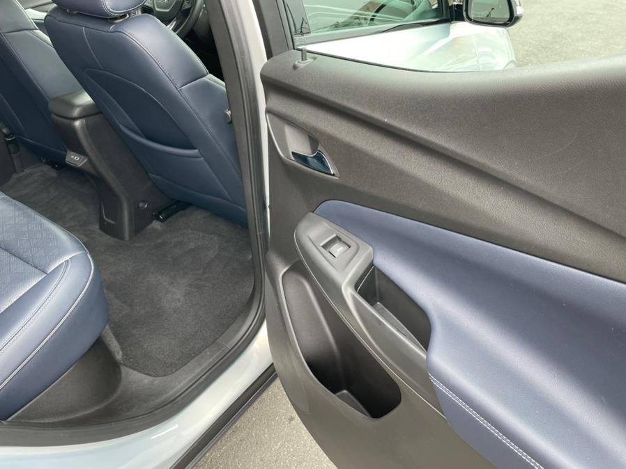 2022 Chevrolet Bolt EUV LT, available for sale in Daly City, California | Green Light Auto Wholesale. Daly City, California 2022 Chevrolet Bolt EUV LT, available for sale in Daly City, California | Green Light Auto Wholesale. Daly City, California