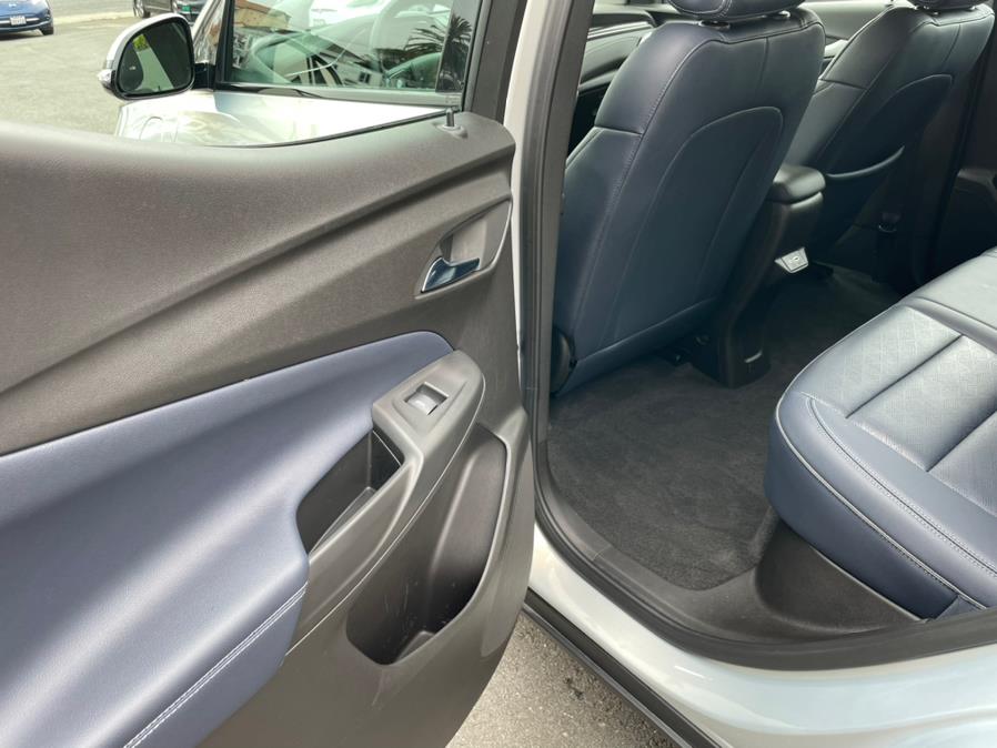 2022 Chevrolet Bolt EUV LT, available for sale in Daly City, California | Green Light Auto Wholesale. Daly City, California 2022 Chevrolet Bolt EUV LT, available for sale in Daly City, California | Green Light Auto Wholesale. Daly City, California
