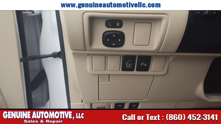 2014 Lexus ES 350 4dr Sdn, available for sale in East Hartford, Connecticut | Genuine Automotive LLC. East Hartford, Connecticut 2014 Lexus ES 350 4dr Sdn, available for sale in East Hartford, Connecticut | Genuine Automotive LLC. East Hartford, Connecticut