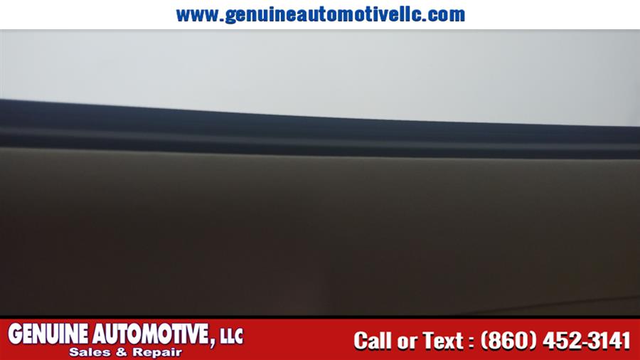 2014 Lexus ES 350 4dr Sdn, available for sale in East Hartford, Connecticut | Genuine Automotive LLC. East Hartford, Connecticut 2014 Lexus ES 350 4dr Sdn, available for sale in East Hartford, Connecticut | Genuine Automotive LLC. East Hartford, Connecticut