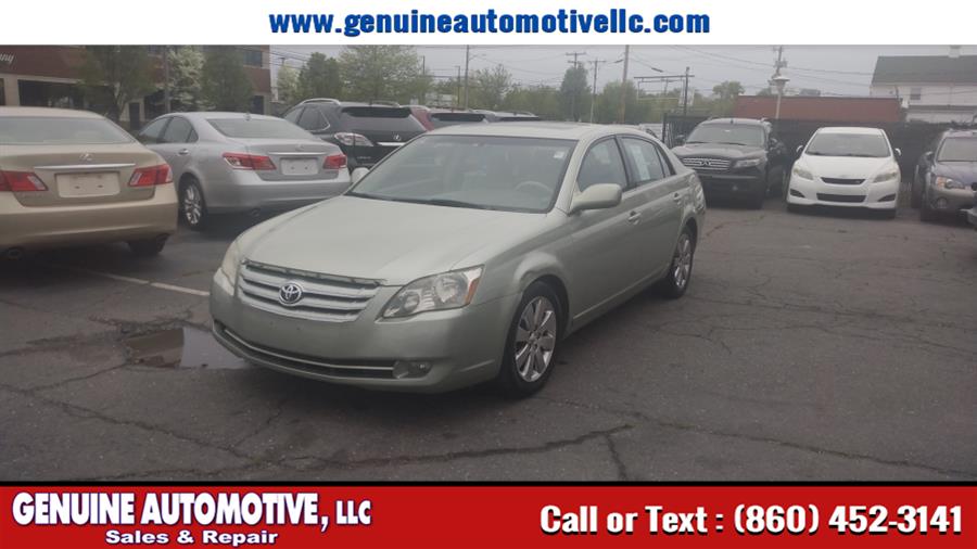 2005 Toyota Avalon 4dr Sdn XLS, available for sale in East Hartford, Connecticut | Genuine Automotive LLC. East Hartford, Connecticut 2005 Toyota Avalon 4dr Sdn XLS, available for sale in East Hartford, Connecticut | Genuine Automotive LLC. East Hartford, Connecticut