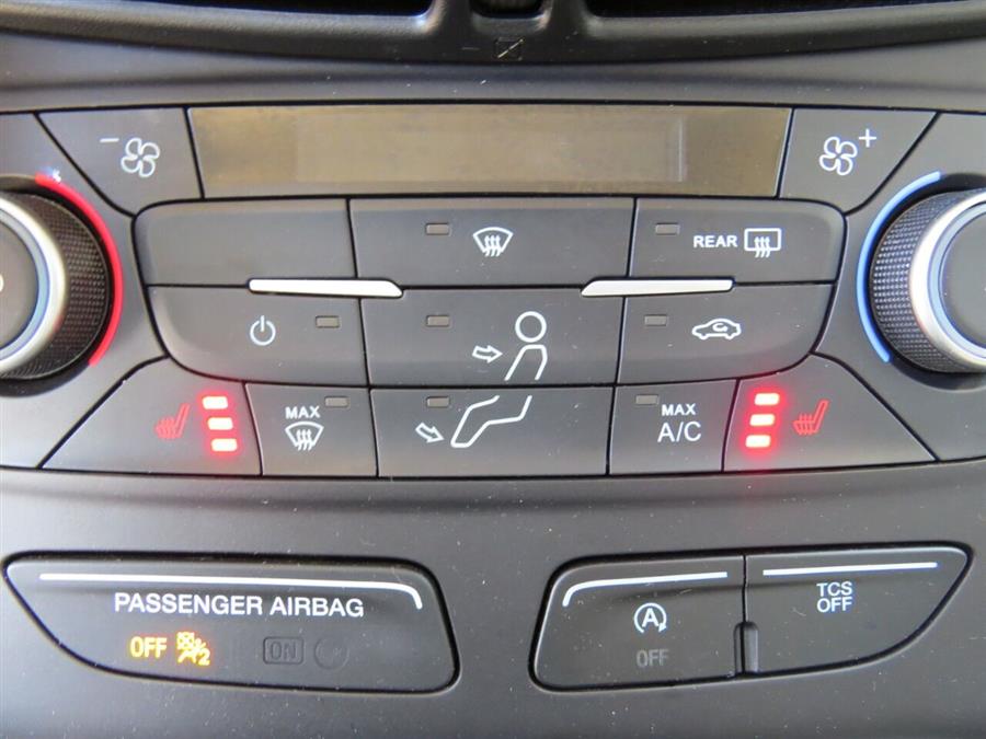 2018 Ford Escape SEL AWD 4dr SUV, available for sale in Auburn, Maine | Lake City Exports Inc. Auburn, Maine 2018 Ford Escape SEL AWD 4dr SUV, available for sale in Auburn, Maine | Lake City Exports Inc. Auburn, Maine