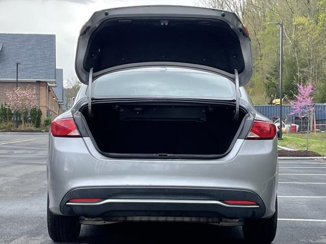2015 Chrysler 200 Limited, available for sale in Brookfield, Connecticut | Blasius Federal Road. Brookfield, Connecticut 2015 Chrysler 200 Limited, available for sale in Brookfield, Connecticut | Blasius Federal Road. Brookfield, Connecticut