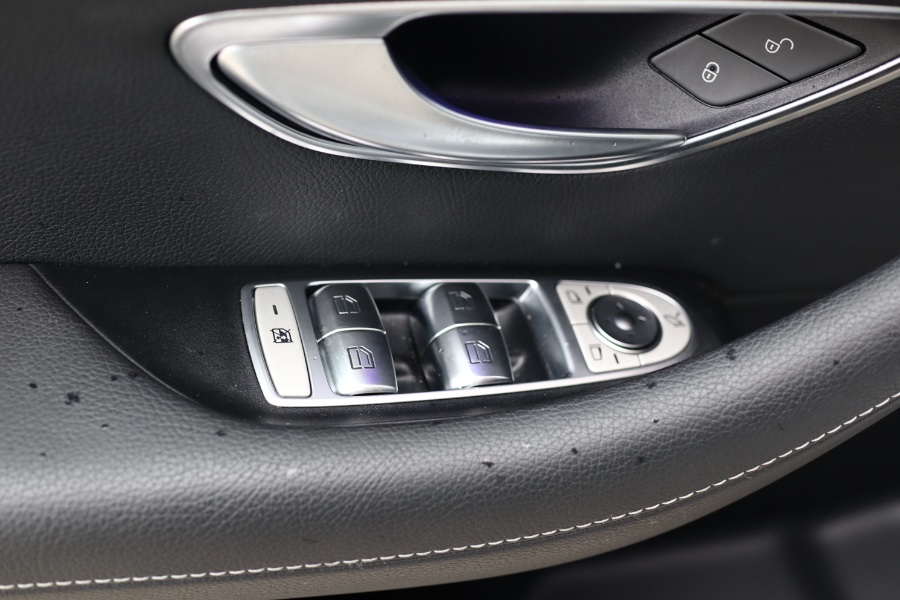 2022 Mercedes-Benz E-Class E 350 4MATIC Sedan, available for sale in Jamaica, New York | Hillside Auto Mall Inc.. Jamaica, New York 2022 Mercedes-Benz E-Class E 350 4MATIC Sedan, available for sale in Jamaica, New York | Hillside Auto Mall Inc.. Jamaica, New York