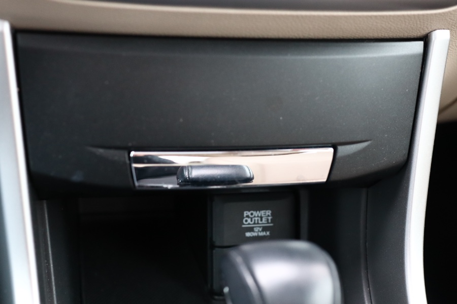 2015 Honda Accord Sedan 4dr V6 Auto EX-L, available for sale in Jamaica, New York | Hillside Auto Mall Inc.. Jamaica, New York 2015 Honda Accord Sedan 4dr V6 Auto EX-L, available for sale in Jamaica, New York | Hillside Auto Mall Inc.. Jamaica, New York