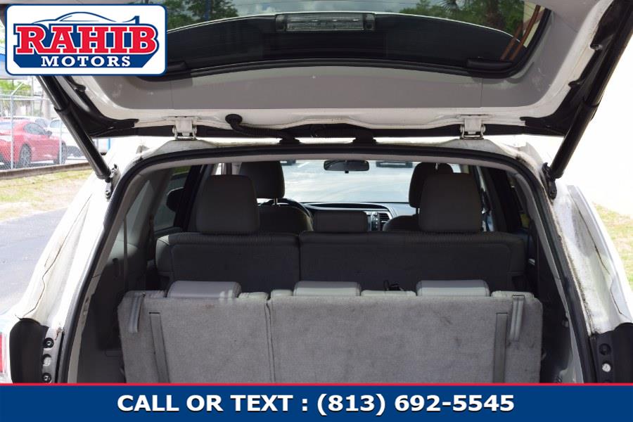 2016 Toyota Highlander FWD 4dr V6 LE Plus (Natl), available for sale in Winter Park, Florida | Rahib Motors. Winter Park, Florida 2016 Toyota Highlander FWD 4dr V6 LE Plus (Natl), available for sale in Winter Park, Florida | Rahib Motors. Winter Park, Florida