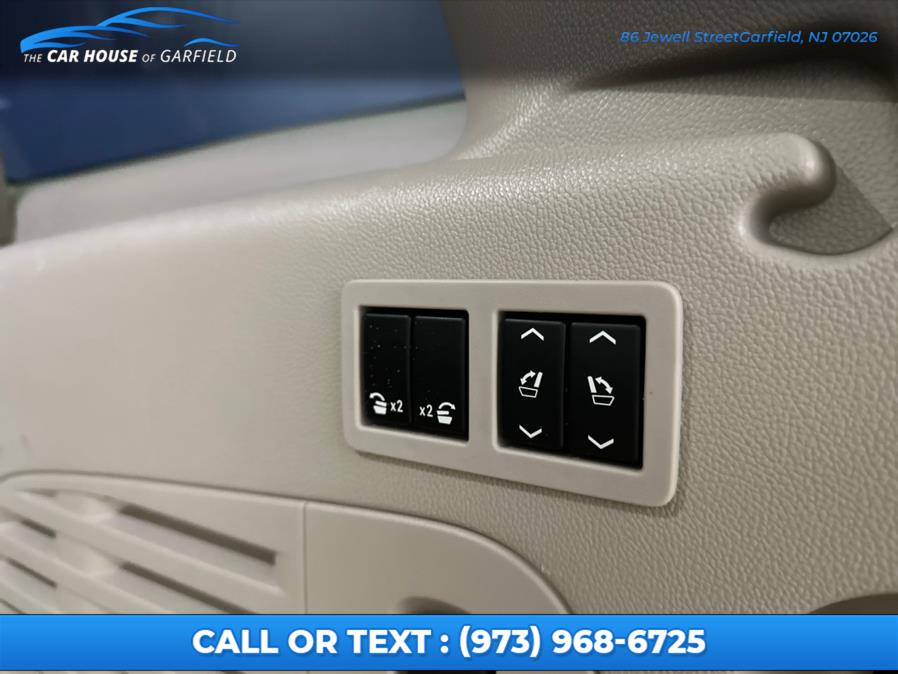 2017 GMC Yukon XL 4WD 4dr Denali, available for sale in Garfield, New Jersey | Car House Of Garfield. Garfield, New Jersey 2017 GMC Yukon XL 4WD 4dr Denali, available for sale in Garfield, New Jersey | Car House Of Garfield. Garfield, New Jersey