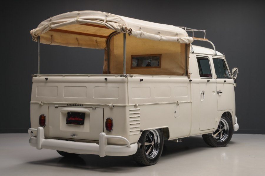 1964 Volkswagen Type 2 Dual Cab Dual Cab, available for sale in North Salem, New York | Meccanic Shop North Inc. North Salem, New York 1964 Volkswagen Type 2 Dual Cab Dual Cab, available for sale in North Salem, New York | Meccanic Shop North Inc. North Salem, New York