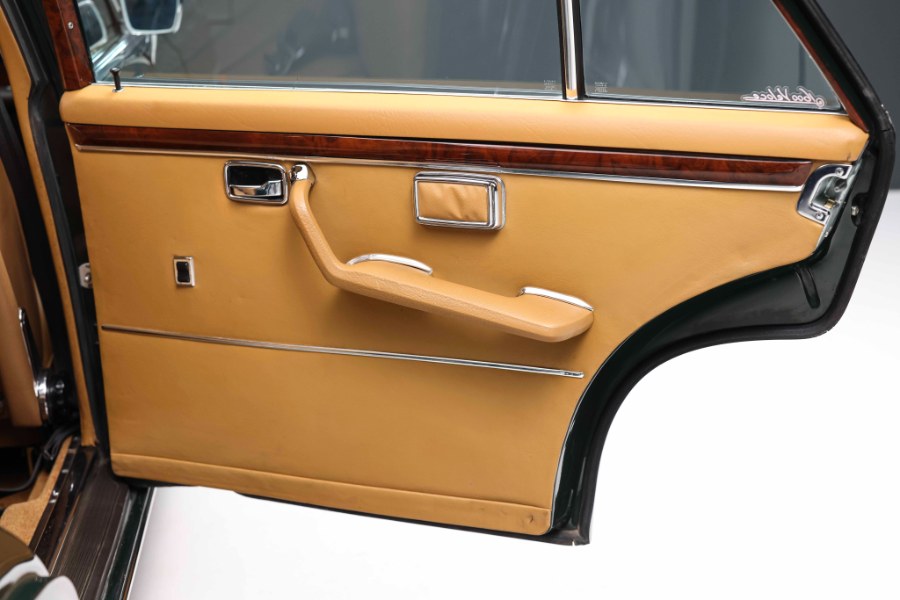 1970 Mercedes-Benz 300SEL 4dr Sedan, available for sale in North Salem, New York | Meccanic Shop North Inc. North Salem, New York 1970 Mercedes-Benz 300SEL 4dr Sedan, available for sale in North Salem, New York | Meccanic Shop North Inc. North Salem, New York