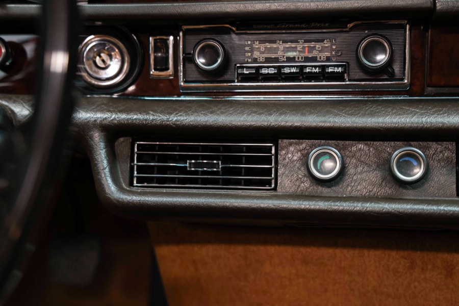 1970 Mercedes-Benz 300SEL 4dr Sedan, available for sale in North Salem, New York | Meccanic Shop North Inc. North Salem, New York 1970 Mercedes-Benz 300SEL 4dr Sedan, available for sale in North Salem, New York | Meccanic Shop North Inc. North Salem, New York
