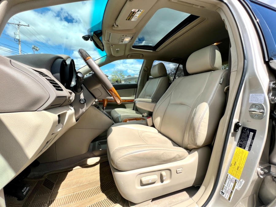 2005 Lexus RX 330 4dr SUV AWD, available for sale in Manchester, New Hampshire | Second Street Auto Sales Inc. Manchester, New Hampshire 2005 Lexus RX 330 4dr SUV AWD, available for sale in Manchester, New Hampshire | Second Street Auto Sales Inc. Manchester, New Hampshire