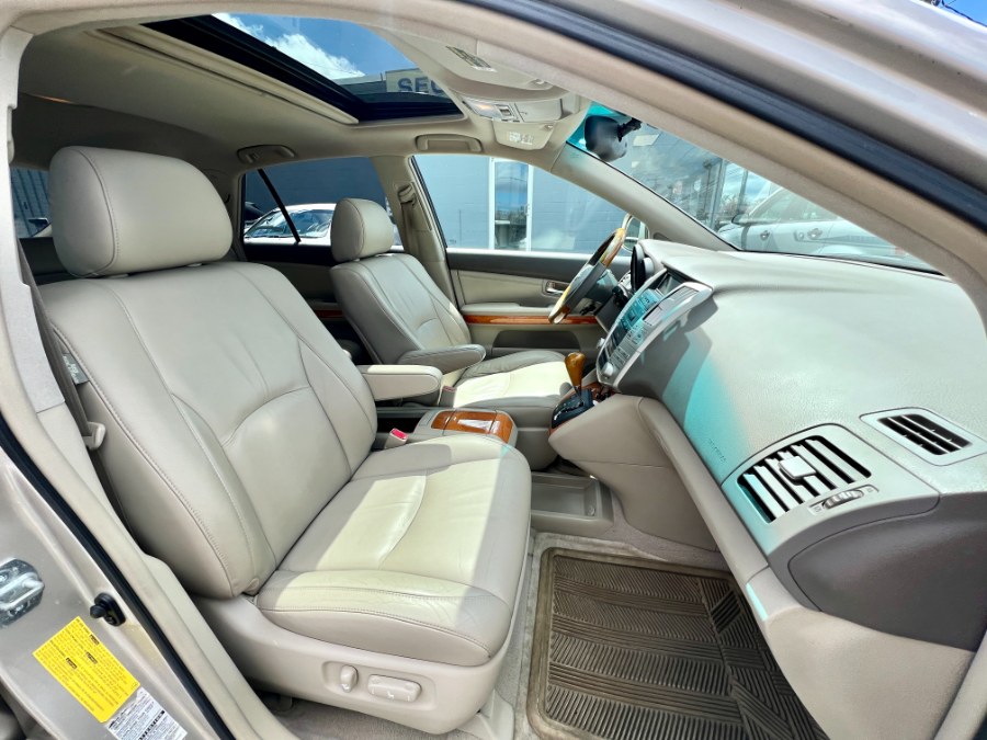 2005 Lexus RX 330 4dr SUV AWD, available for sale in Manchester, New Hampshire | Second Street Auto Sales Inc. Manchester, New Hampshire 2005 Lexus RX 330 4dr SUV AWD, available for sale in Manchester, New Hampshire | Second Street Auto Sales Inc. Manchester, New Hampshire