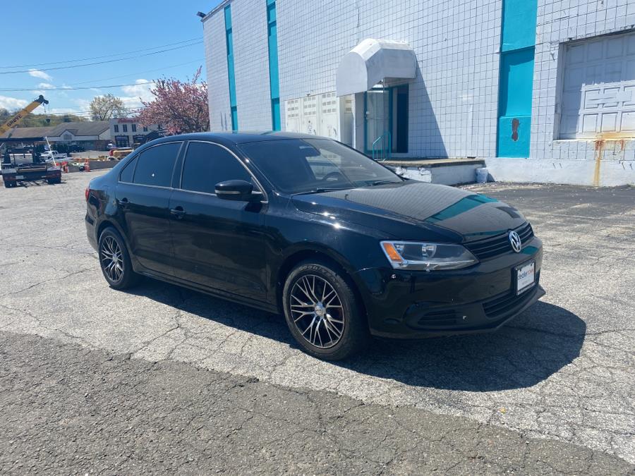2014 Volkswagen Jetta Sedan 4dr Auto SE PZEV, available for sale in Milford, Connecticut | Dealertown Auto Wholesalers. Milford, Connecticut 2014 Volkswagen Jetta Sedan 4dr Auto SE PZEV, available for sale in Milford, Connecticut | Dealertown Auto Wholesalers. Milford, Connecticut