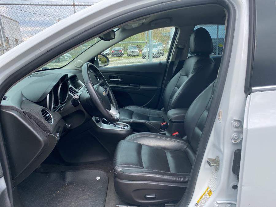 2016 Chevrolet Cruze Limited 4dr Sdn Auto LT w/2LT, available for sale in Milford, Connecticut | Dealertown Auto Wholesalers. Milford, Connecticut 2016 Chevrolet Cruze Limited 4dr Sdn Auto LT w/2LT, available for sale in Milford, Connecticut | Dealertown Auto Wholesalers. Milford, Connecticut