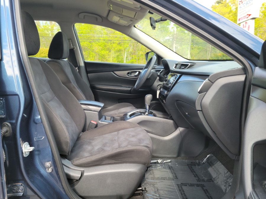 2015 Nissan Rogue AWD 4dr SV, available for sale in East Windsor, Connecticut | Toro Auto. East Windsor, Connecticut 2015 Nissan Rogue AWD 4dr SV, available for sale in East Windsor, Connecticut | Toro Auto. East Windsor, Connecticut