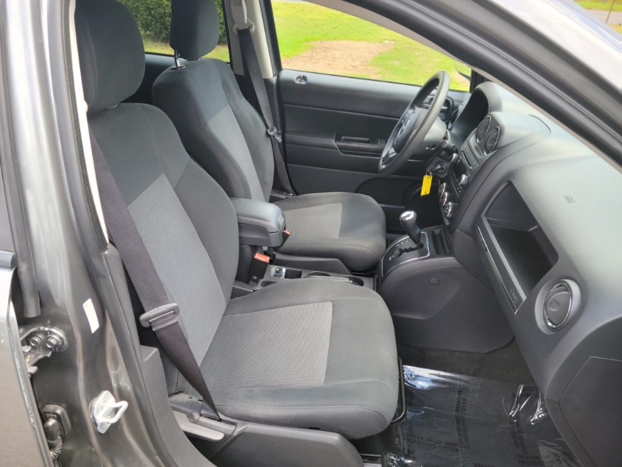 2012 Jeep Compass 4WD 4dr Sport, available for sale in East Windsor, Connecticut | Toro Auto. East Windsor, Connecticut 2012 Jeep Compass 4WD 4dr Sport, available for sale in East Windsor, Connecticut | Toro Auto. East Windsor, Connecticut