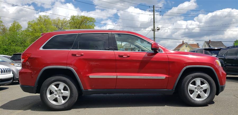 2011 Jeep Grand Cherokee 4WD 4dr Laredo, available for sale in Little Ferry, New Jersey | Victoria Preowned Autos Inc. Little Ferry, New Jersey 2011 Jeep Grand Cherokee 4WD 4dr Laredo, available for sale in Little Ferry, New Jersey | Victoria Preowned Autos Inc. Little Ferry, New Jersey