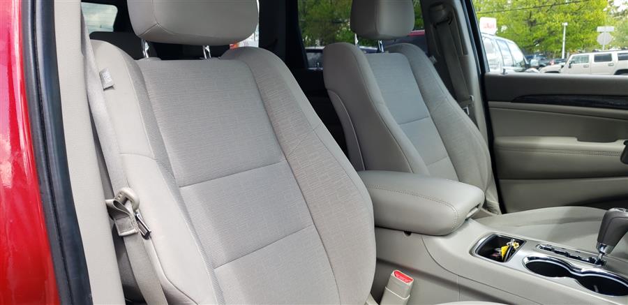 2011 Jeep Grand Cherokee 4WD 4dr Laredo, available for sale in Little Ferry, New Jersey | Victoria Preowned Autos Inc. Little Ferry, New Jersey 2011 Jeep Grand Cherokee 4WD 4dr Laredo, available for sale in Little Ferry, New Jersey | Victoria Preowned Autos Inc. Little Ferry, New Jersey