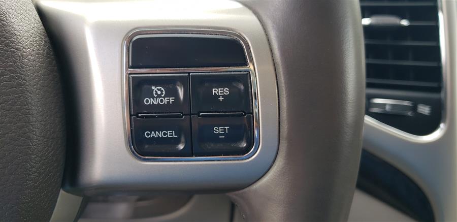 2011 Jeep Grand Cherokee 4WD 4dr Laredo, available for sale in Little Ferry, New Jersey | Victoria Preowned Autos Inc. Little Ferry, New Jersey 2011 Jeep Grand Cherokee 4WD 4dr Laredo, available for sale in Little Ferry, New Jersey | Victoria Preowned Autos Inc. Little Ferry, New Jersey