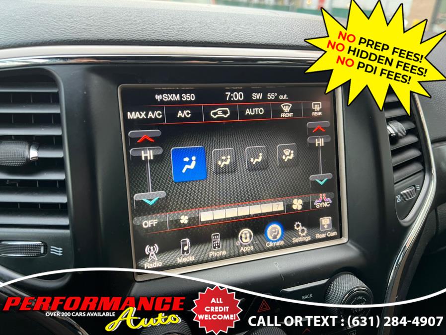 2017 Jeep Grand Cherokee Laredo 4x4, available for sale in Bohemia, New York | Performance Auto Inc. Bohemia, New York 2017 Jeep Grand Cherokee Laredo 4x4, available for sale in Bohemia, New York | Performance Auto Inc. Bohemia, New York