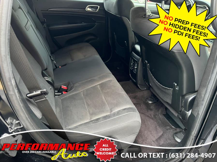 2017 Jeep Grand Cherokee Laredo 4x4, available for sale in Bohemia, New York | Performance Auto Inc. Bohemia, New York 2017 Jeep Grand Cherokee Laredo 4x4, available for sale in Bohemia, New York | Performance Auto Inc. Bohemia, New York