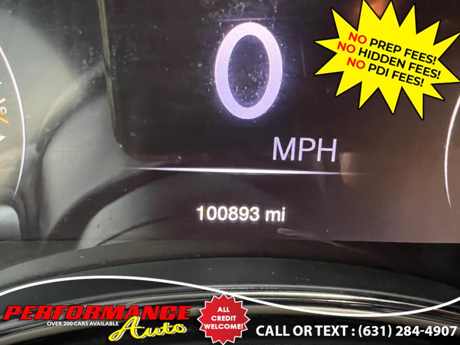 2017 Jeep Grand Cherokee Laredo 4x4, available for sale in Bohemia, New York | Performance Auto Inc. Bohemia, New York 2017 Jeep Grand Cherokee Laredo 4x4, available for sale in Bohemia, New York | Performance Auto Inc. Bohemia, New York