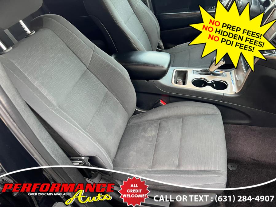 2017 Jeep Grand Cherokee Laredo 4x4, available for sale in Bohemia, New York | Performance Auto Inc. Bohemia, New York 2017 Jeep Grand Cherokee Laredo 4x4, available for sale in Bohemia, New York | Performance Auto Inc. Bohemia, New York