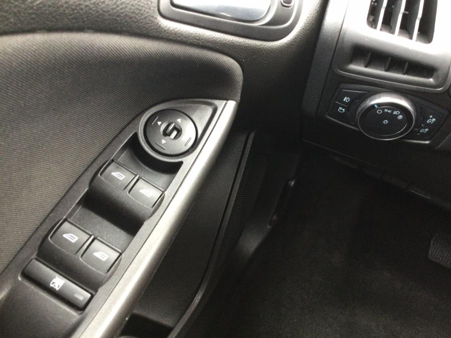 2016 Ford Focus 5dr HB SE, available for sale in Plantsville, Connecticut | L&S Automotive LLC. Plantsville, Connecticut 2016 Ford Focus 5dr HB SE, available for sale in Plantsville, Connecticut | L&S Automotive LLC. Plantsville, Connecticut