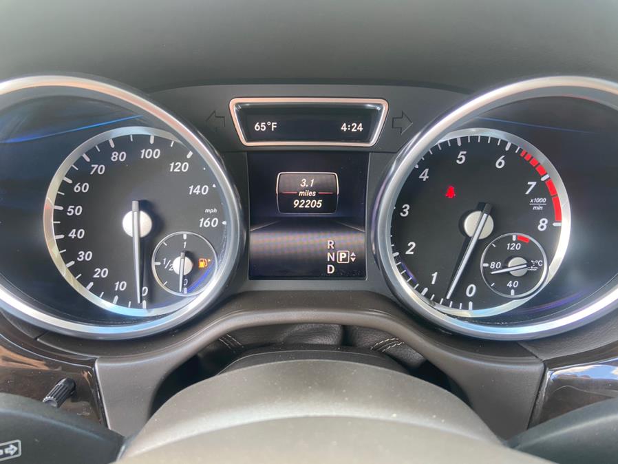 2016 Mercedes-Benz GL 4MATIC 4dr GL 450, available for sale in Linden, New Jersey | Champion Used Auto Sales. Linden, New Jersey 2016 Mercedes-Benz GL 4MATIC 4dr GL 450, available for sale in Linden, New Jersey | Champion Used Auto Sales. Linden, New Jersey