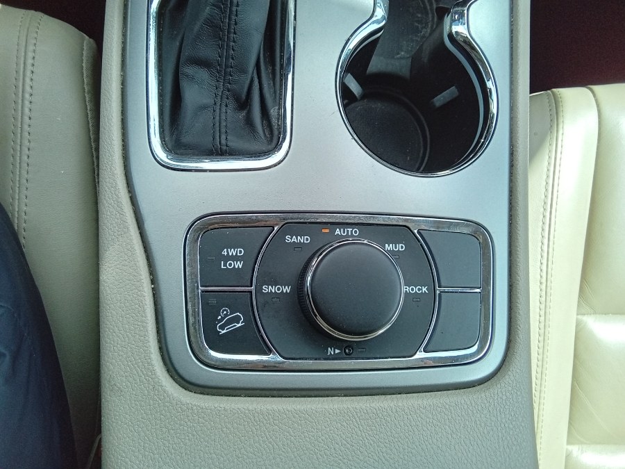 2020 Jeep Grand Cherokee Limited 4x4, available for sale in Irvington, New Jersey | NJ Used Cars Center. Irvington, New Jersey 2020 Jeep Grand Cherokee Limited 4x4, available for sale in Irvington, New Jersey | NJ Used Cars Center. Irvington, New Jersey