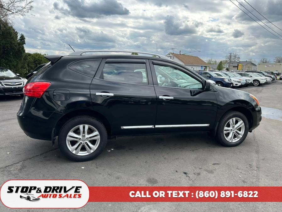 2015 Nissan Rogue Select AWD 4dr S, available for sale in East Windsor, Connecticut | Stop & Drive Auto Sales. East Windsor, Connecticut 2015 Nissan Rogue Select AWD 4dr S, available for sale in East Windsor, Connecticut | Stop & Drive Auto Sales. East Windsor, Connecticut