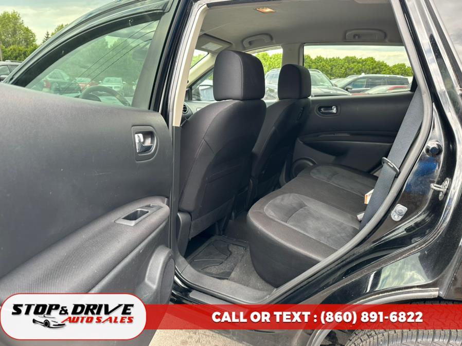2015 Nissan Rogue Select AWD 4dr S, available for sale in East Windsor, Connecticut | Stop & Drive Auto Sales. East Windsor, Connecticut 2015 Nissan Rogue Select AWD 4dr S, available for sale in East Windsor, Connecticut | Stop & Drive Auto Sales. East Windsor, Connecticut