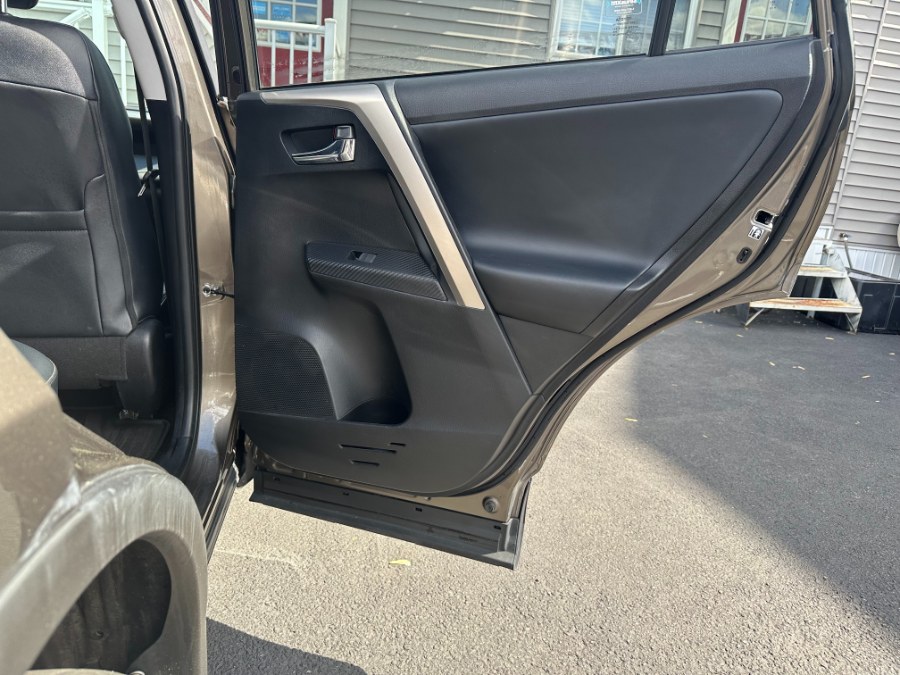 2015 Toyota RAV4 AWD 4dr Limited (Natl), available for sale in Paterson, New Jersey | DZ Automall. Paterson, New Jersey 2015 Toyota RAV4 AWD 4dr Limited (Natl), available for sale in Paterson, New Jersey | DZ Automall. Paterson, New Jersey
