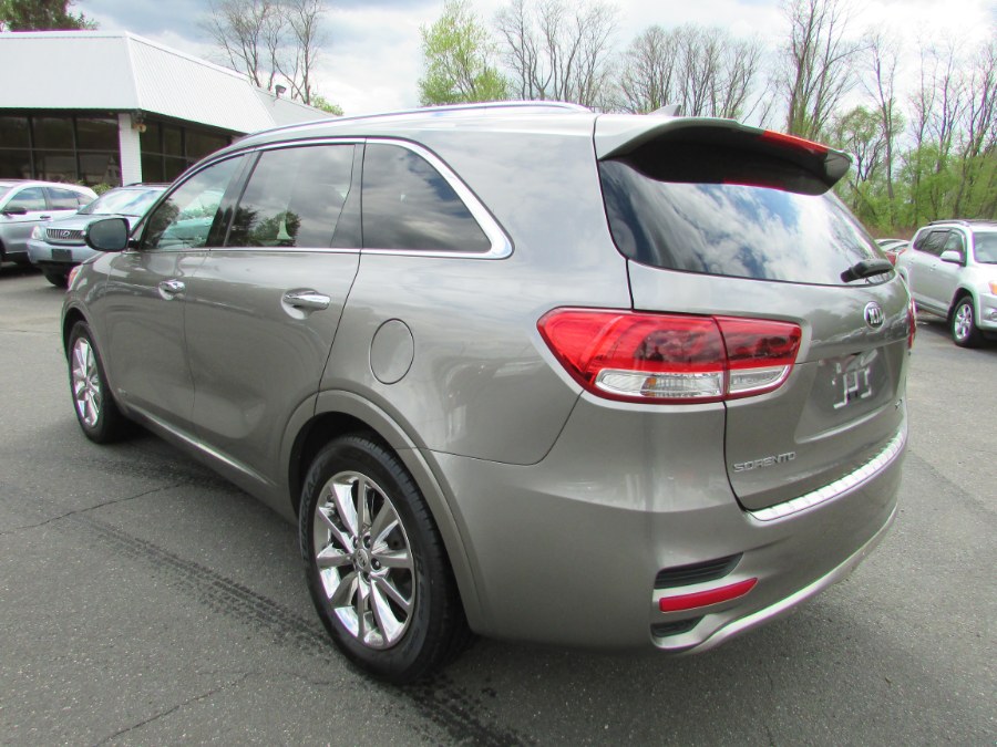 2016 Kia Sorento AWD 4dr 3.3L SX, available for sale in East Windsor, Connecticut | United Auto Sales of E Windsor, Inc. East Windsor, Connecticut 2016 Kia Sorento AWD 4dr 3.3L SX, available for sale in East Windsor, Connecticut | United Auto Sales of E Windsor, Inc. East Windsor, Connecticut