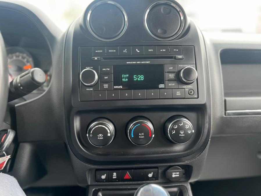 2014 Jeep Patriot 4WD 4dr Latitude, available for sale in Springfield, Massachusetts | Jordan Auto Sales. Springfield, Massachusetts 2014 Jeep Patriot 4WD 4dr Latitude, available for sale in Springfield, Massachusetts | Jordan Auto Sales. Springfield, Massachusetts