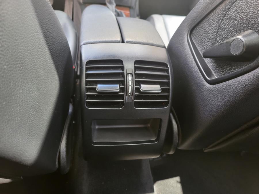 2010 Mercedes-Benz GLK-Class 4MATIC 4dr GLK350, available for sale in Irvington, New Jersey | Elis Motors Corp. Irvington, New Jersey 2010 Mercedes-Benz GLK-Class 4MATIC 4dr GLK350, available for sale in Irvington, New Jersey | Elis Motors Corp. Irvington, New Jersey