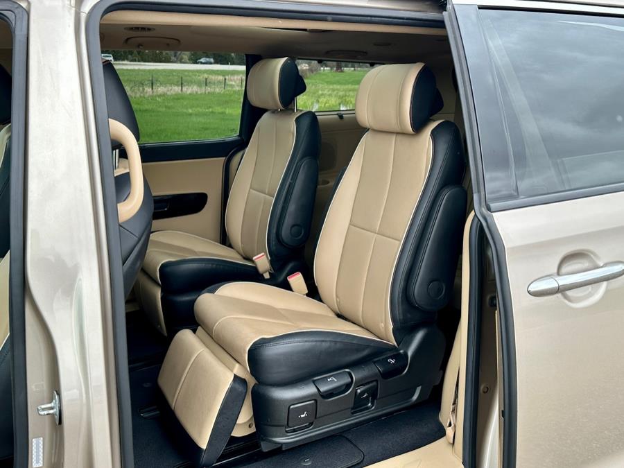 2015 Kia Sedona 4dr Wgn SX-L, available for sale in Darien, Wisconsin | Geneva Motor Cars. Darien, Wisconsin 2015 Kia Sedona 4dr Wgn SX-L, available for sale in Darien, Wisconsin | Geneva Motor Cars. Darien, Wisconsin