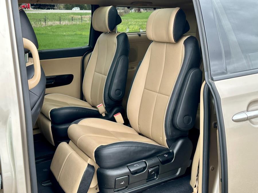 2015 Kia Sedona 4dr Wgn SX-L, available for sale in Darien, Wisconsin | Geneva Motor Cars. Darien, Wisconsin 2015 Kia Sedona 4dr Wgn SX-L, available for sale in Darien, Wisconsin | Geneva Motor Cars. Darien, Wisconsin