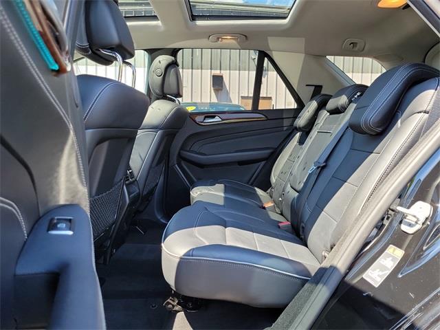 2014 Mercedes-benz M-class ML 550, available for sale in Stratford, Connecticut | Wiz Leasing Inc. Stratford, Connecticut 2014 Mercedes-benz M-class ML 550, available for sale in Stratford, Connecticut | Wiz Leasing Inc. Stratford, Connecticut