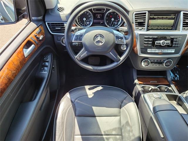2014 Mercedes-benz M-class ML 550, available for sale in Stratford, Connecticut | Wiz Leasing Inc. Stratford, Connecticut 2014 Mercedes-benz M-class ML 550, available for sale in Stratford, Connecticut | Wiz Leasing Inc. Stratford, Connecticut