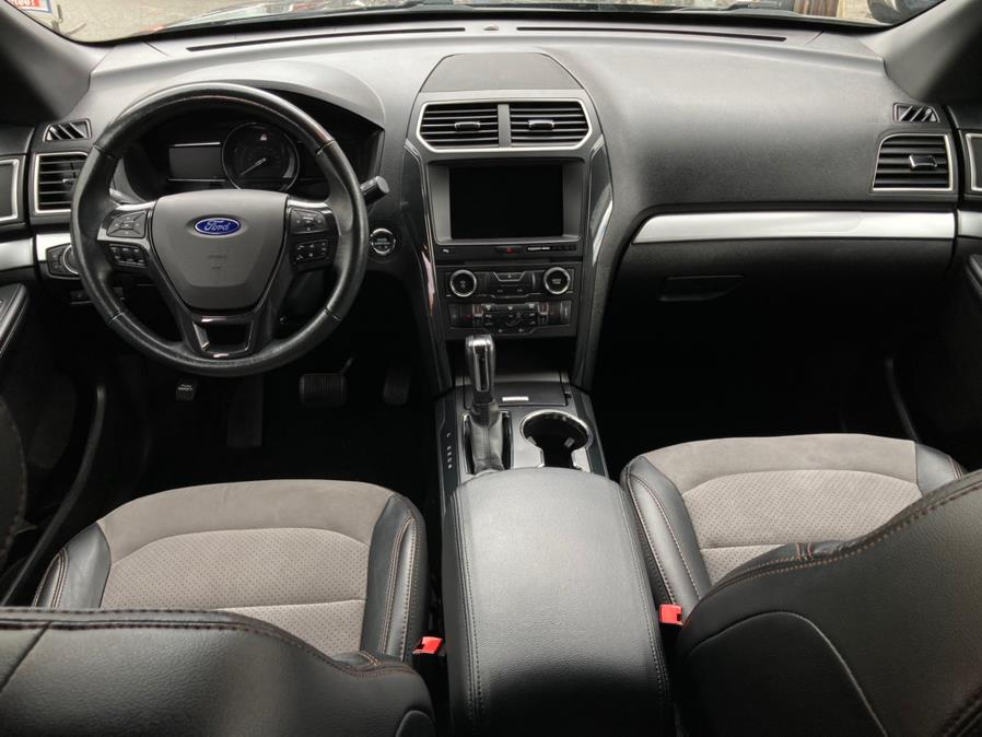 2017 Ford Explorer XLT 4WD, available for sale in Brooklyn, New York | Carsbuck Inc.. Brooklyn, New York 2017 Ford Explorer XLT 4WD, available for sale in Brooklyn, New York | Carsbuck Inc.. Brooklyn, New York