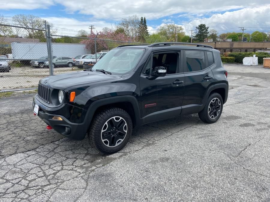 2017 Jeep Renegade Trailhawk 4x4, available for sale in Milford, Connecticut | Dealertown Auto Wholesalers. Milford, Connecticut 2017 Jeep Renegade Trailhawk 4x4, available for sale in Milford, Connecticut | Dealertown Auto Wholesalers. Milford, Connecticut