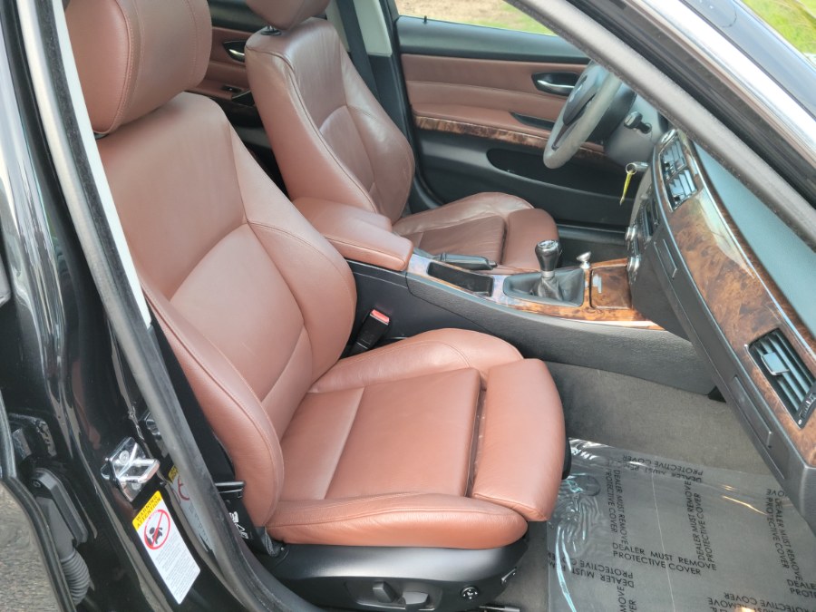 2007 BMW 3 Series 4dr Sdn 335i RWD 6 Speed Manual Twin Turbo, available for sale in East Windsor, Connecticut | Toro Auto. East Windsor, Connecticut 2007 BMW 3 Series 4dr Sdn 335i RWD 6 Speed Manual Twin Turbo, available for sale in East Windsor, Connecticut | Toro Auto. East Windsor, Connecticut