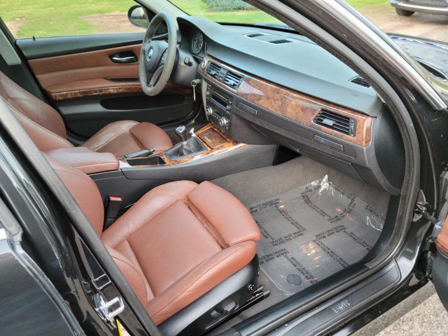 2007 BMW 3 Series 4dr Sdn 335i RWD 6 Speed Manual Twin Turbo, available for sale in East Windsor, Connecticut | Toro Auto. East Windsor, Connecticut 2007 BMW 3 Series 4dr Sdn 335i RWD 6 Speed Manual Twin Turbo, available for sale in East Windsor, Connecticut | Toro Auto. East Windsor, Connecticut