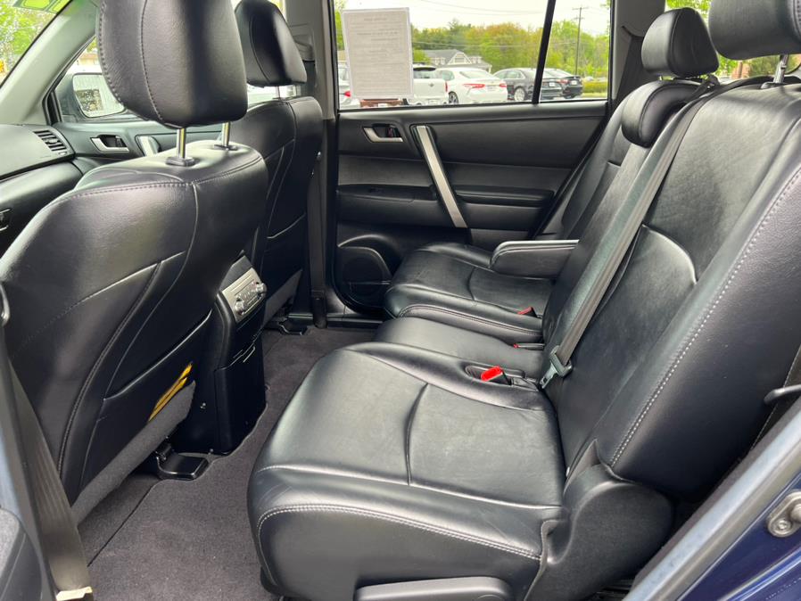 2012 Toyota Highlander 4WD 4dr V6 SE (Natl), available for sale in Berlin, Connecticut | Tru Auto Mall. Berlin, Connecticut 2012 Toyota Highlander 4WD 4dr V6 SE (Natl), available for sale in Berlin, Connecticut | Tru Auto Mall. Berlin, Connecticut