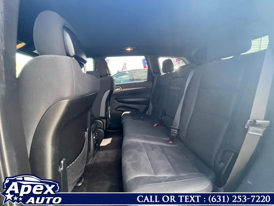 2015 Jeep Grand Cherokee 4WD 4dr Laredo, available for sale in Selden, New York | Apex Auto. Selden, New York 2015 Jeep Grand Cherokee 4WD 4dr Laredo, available for sale in Selden, New York | Apex Auto. Selden, New York