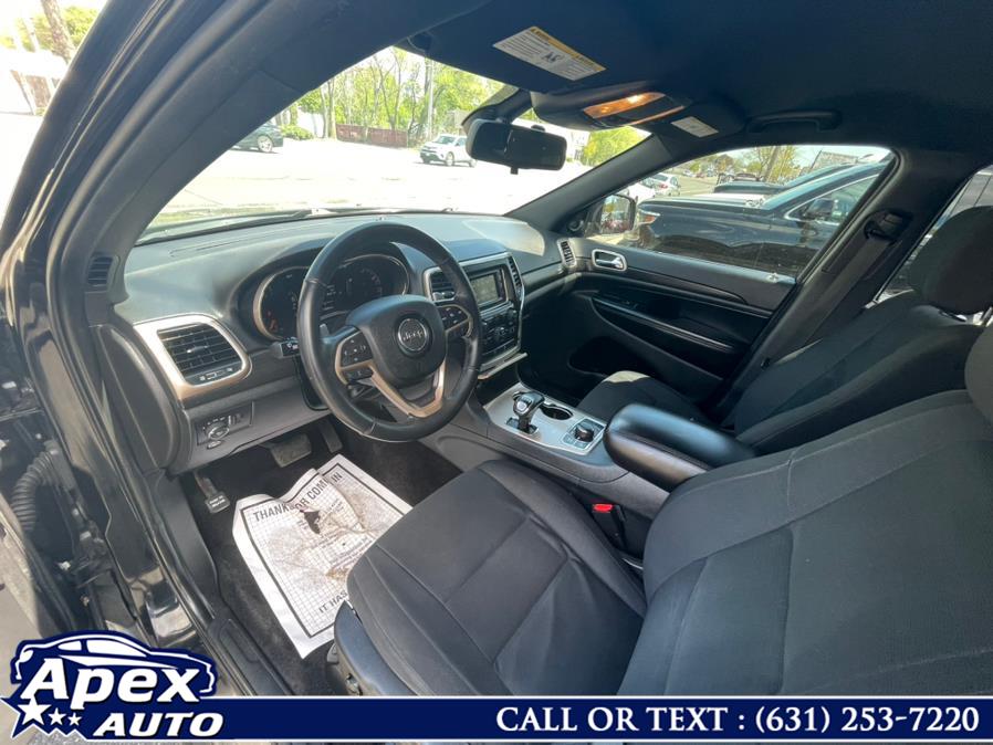 2015 Jeep Grand Cherokee 4WD 4dr Laredo, available for sale in Selden, New York | Apex Auto. Selden, New York 2015 Jeep Grand Cherokee 4WD 4dr Laredo, available for sale in Selden, New York | Apex Auto. Selden, New York