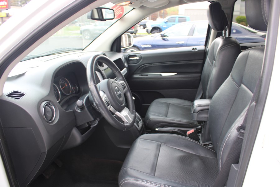 2014 Jeep Compass 4WD 4dr Limited, available for sale in Plantsville, Connecticut | Auto House of Luxury. Plantsville, Connecticut 2014 Jeep Compass 4WD 4dr Limited, available for sale in Plantsville, Connecticut | Auto House of Luxury. Plantsville, Connecticut