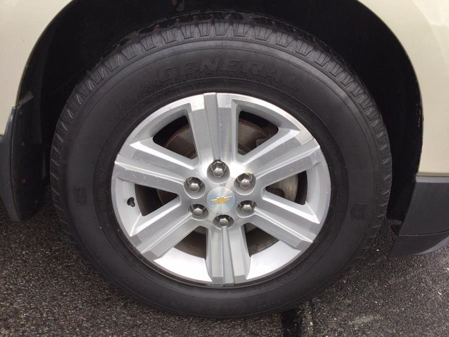 2014 Chevrolet Traverse AWD 4dr LT w/1LT, available for sale in Plantsville, Connecticut | L&S Automotive LLC. Plantsville, Connecticut 2014 Chevrolet Traverse AWD 4dr LT w/1LT, available for sale in Plantsville, Connecticut | L&S Automotive LLC. Plantsville, Connecticut